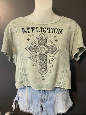 Affliction Cropped Graphic Tee 2XL Green Cross Y2K Grunge Boxy NWOT